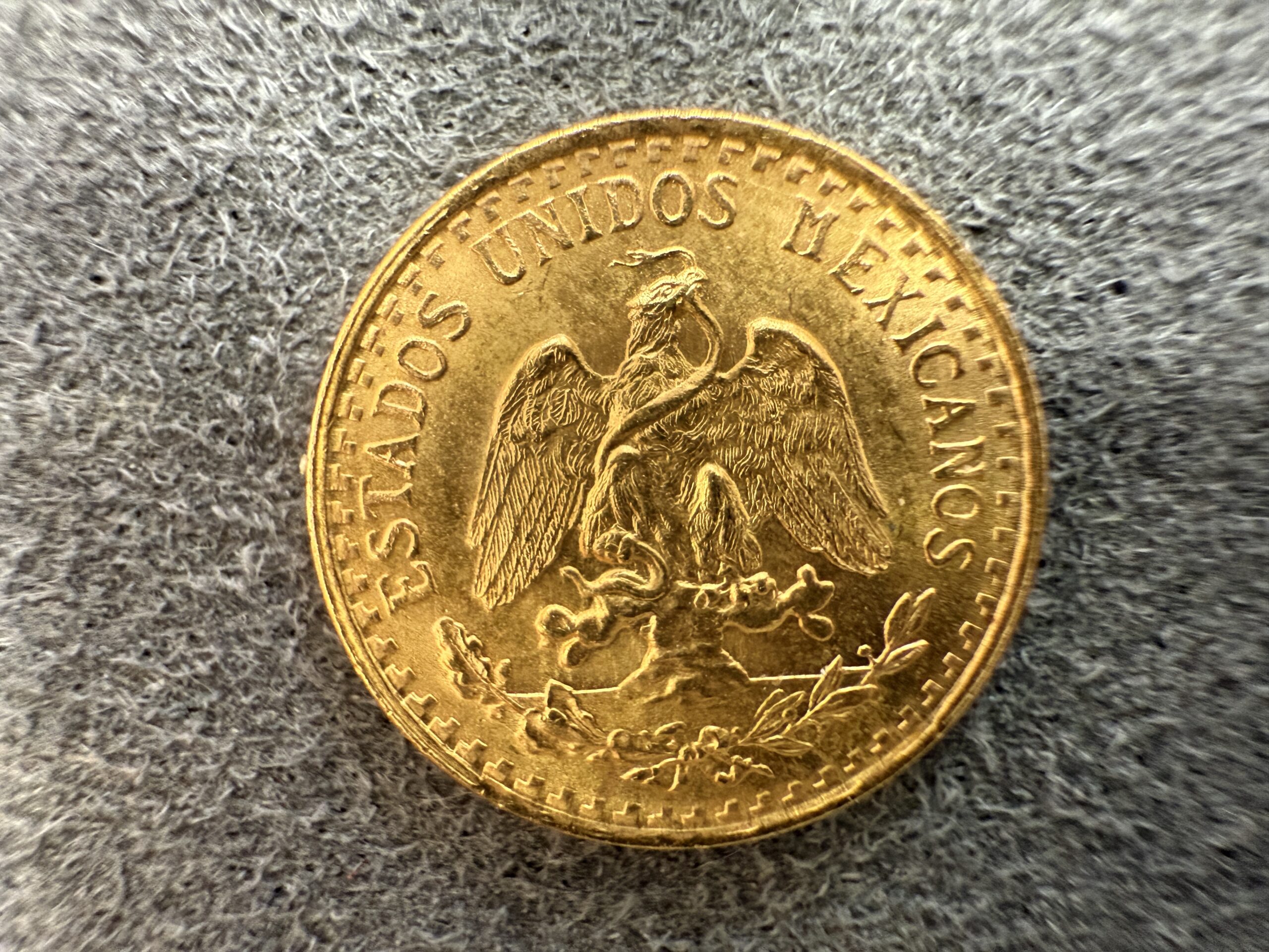 1945 Mexico Gold 2 Pesos (.0482 oz) - Image 3
