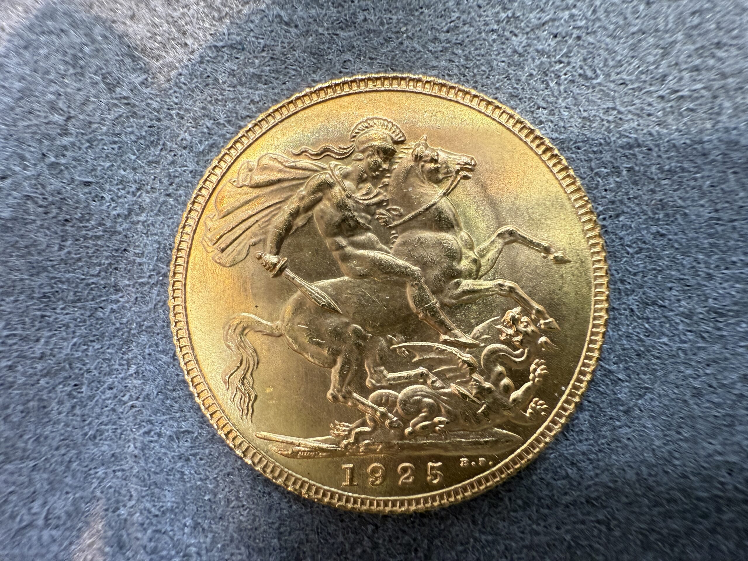 1925 Gold Full Sovereign Coin George V
