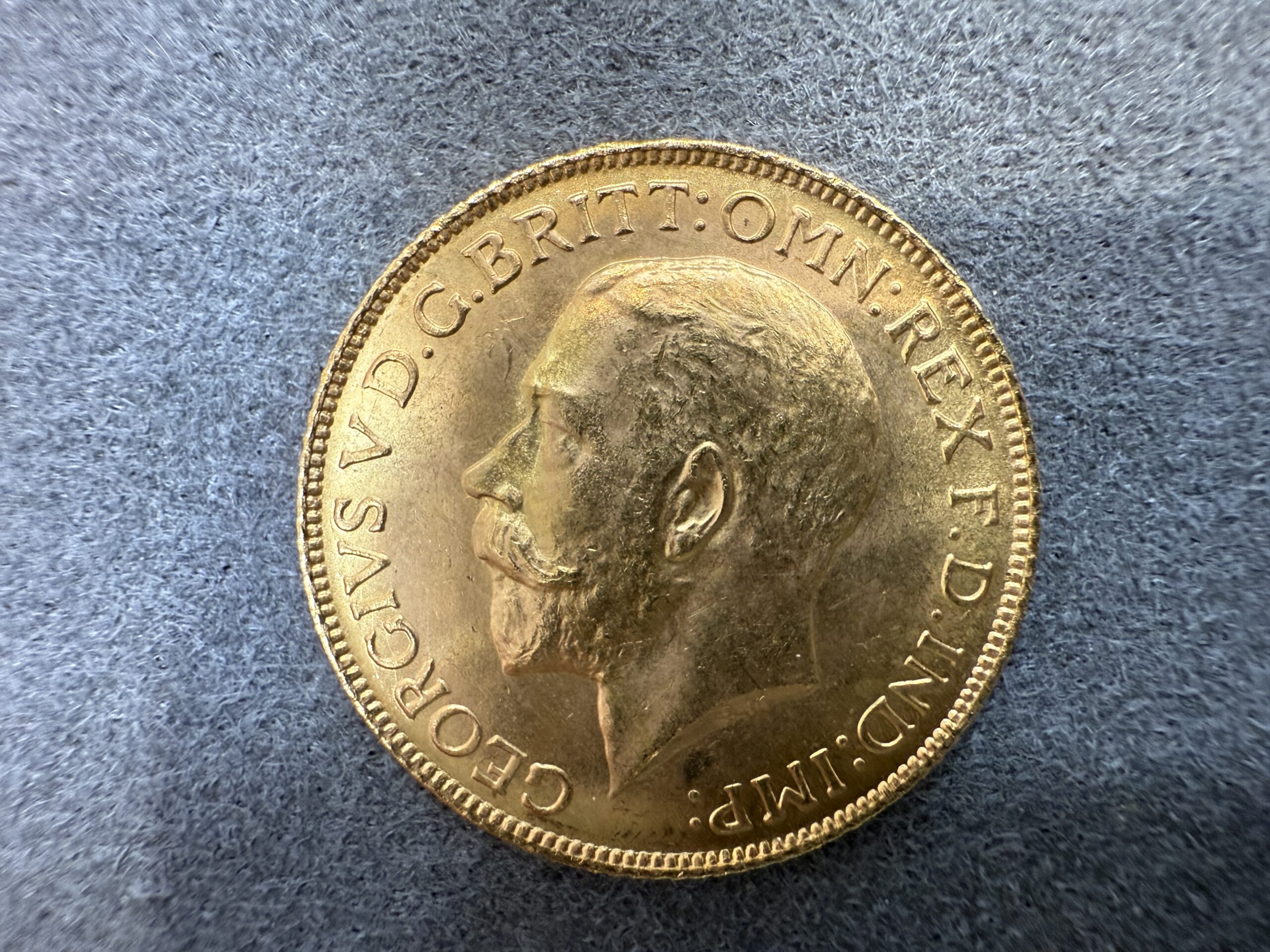 1925 Gold Full Sovereign Coin George V - Image 3